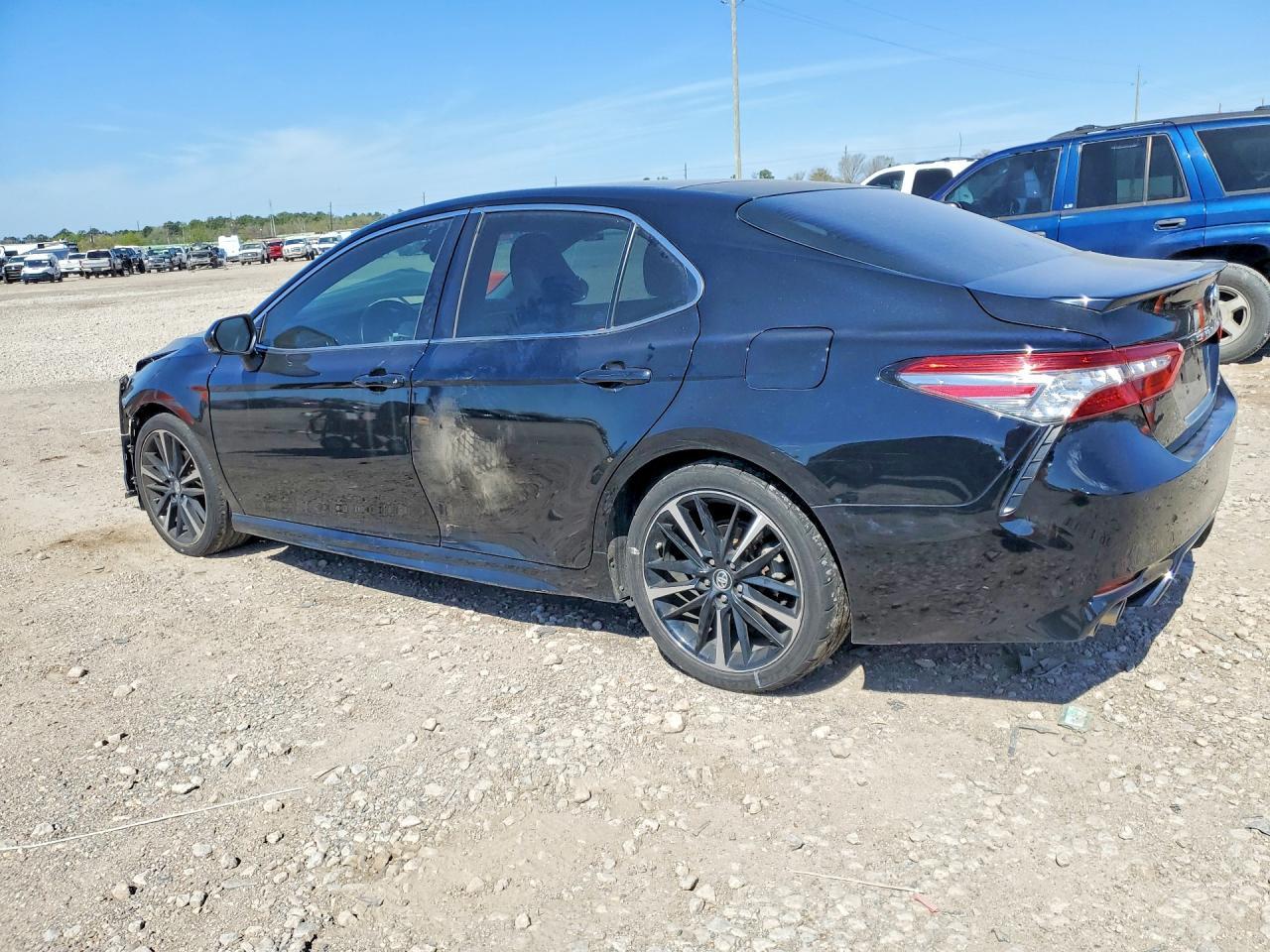 2018 Toyota Camry Xse - Image 2