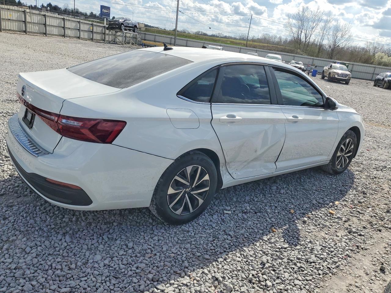 2025 Volkswagen Jetta S - Фото 3