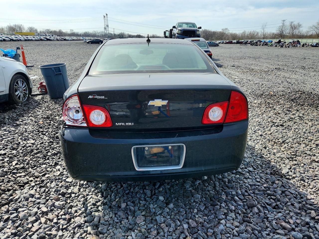 2011 Chevrolet Malibu Ls - Фото 6