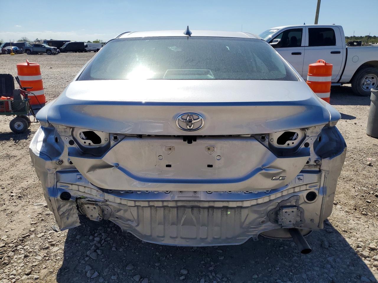 2023 Toyota Camry Le - Image 6