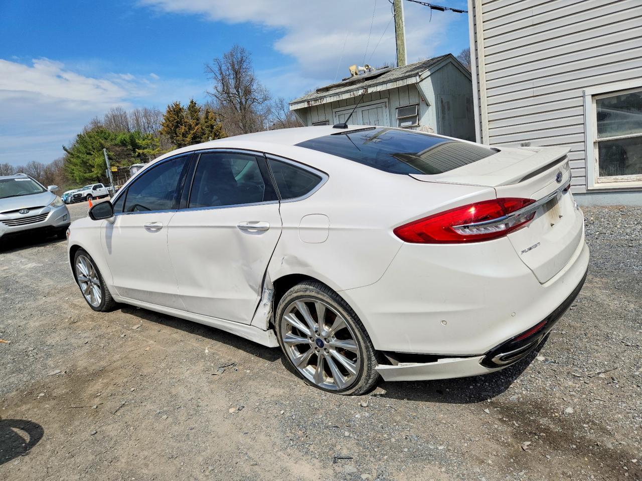 2018 Ford Fusion Titanium - Image 2