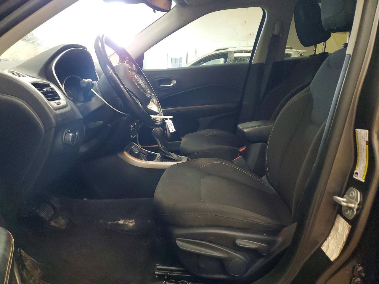 2018 Jeep Compass Sport - Image 7