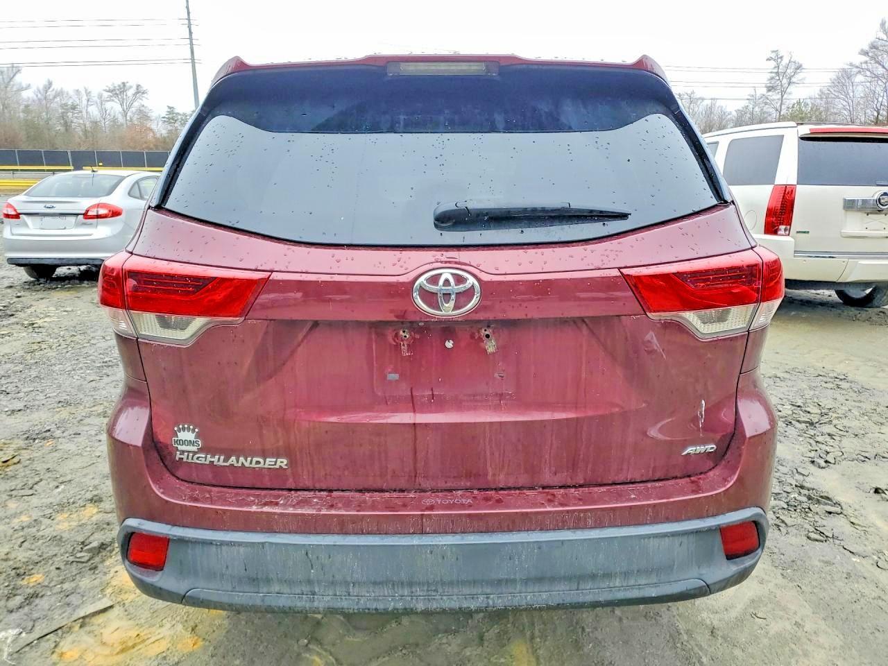 2018 Toyota Highlander Le - Фото 6