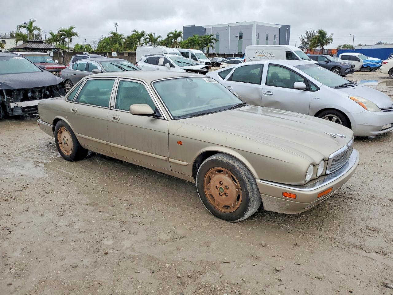 1995 Jaguar Xj6 - Image 4