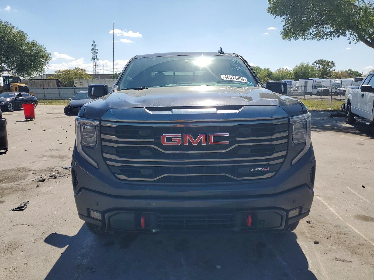 2023 GMC Sierra K1500 At4 - Image 5