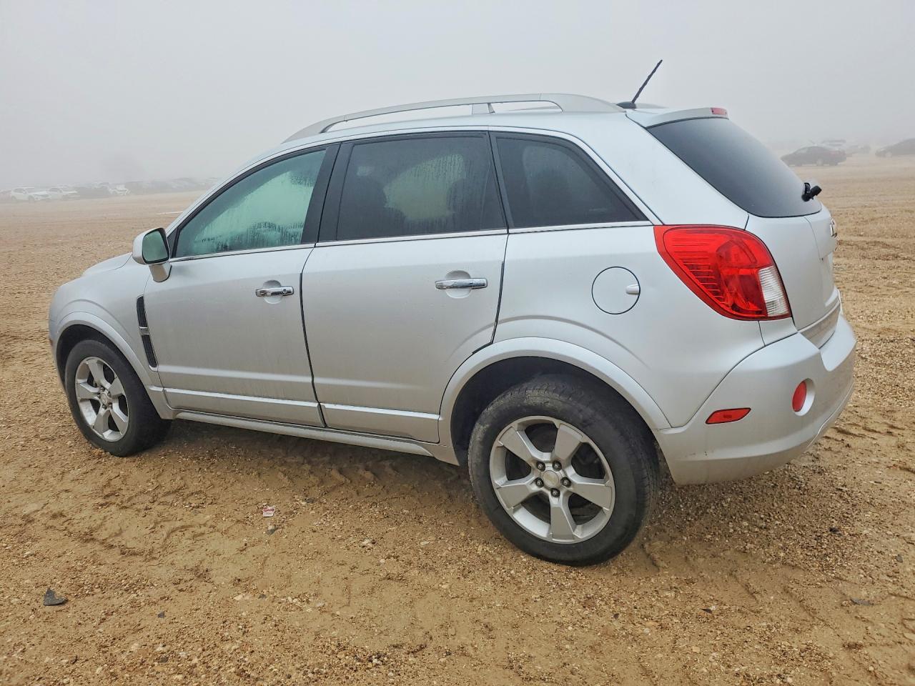 2015 Chevrolet Captiva Lt - Image 2