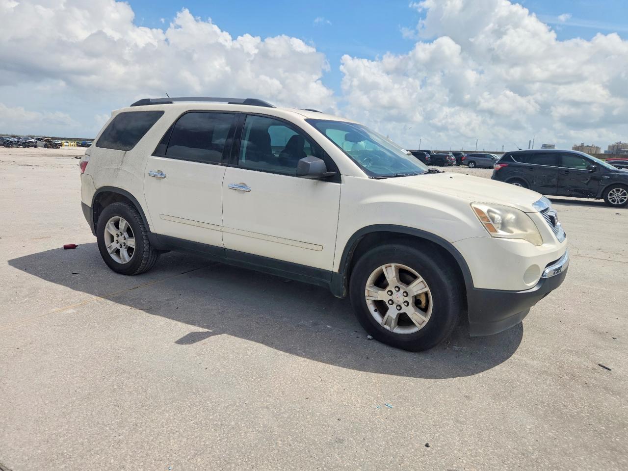 2021 GMC Acadia - Image 4