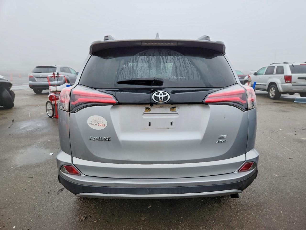 2018 Toyota Rav4 Se - Image 6