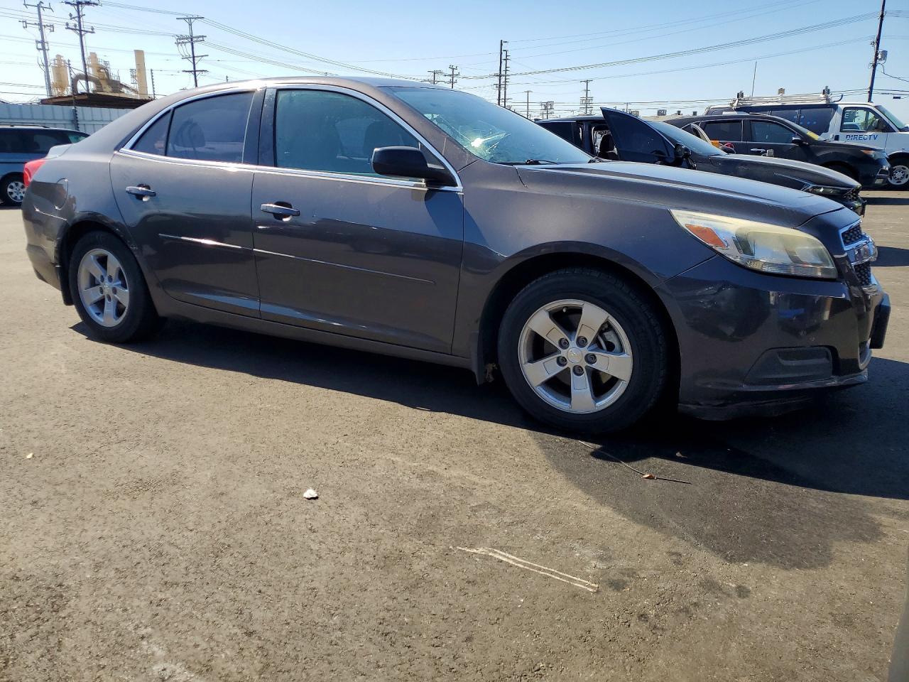 2013 Chevrolet Malibu Ls - Фото 4