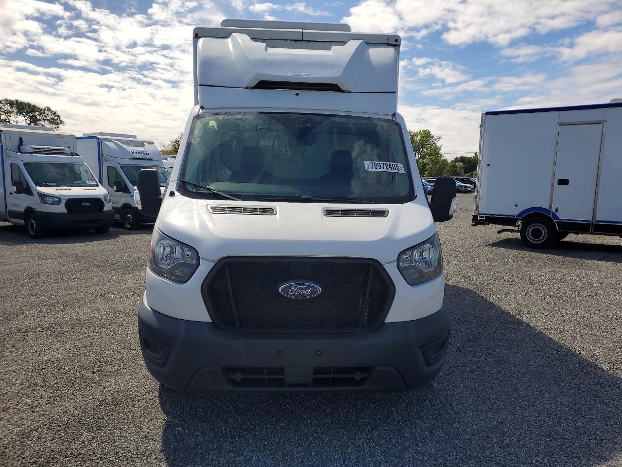 2020 Ford Transit Delivery Truck - Фото 5