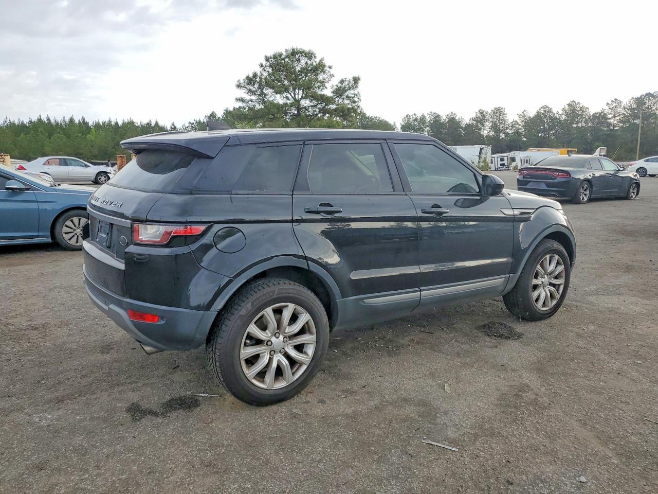 2018 Land Rover Range Rover Evoque Se - Image 3