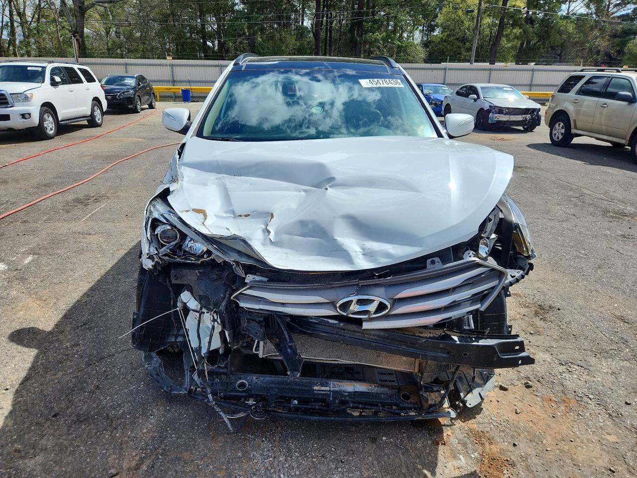 2017 Hyundai Santa Fe Sport 2.4L - Image 5