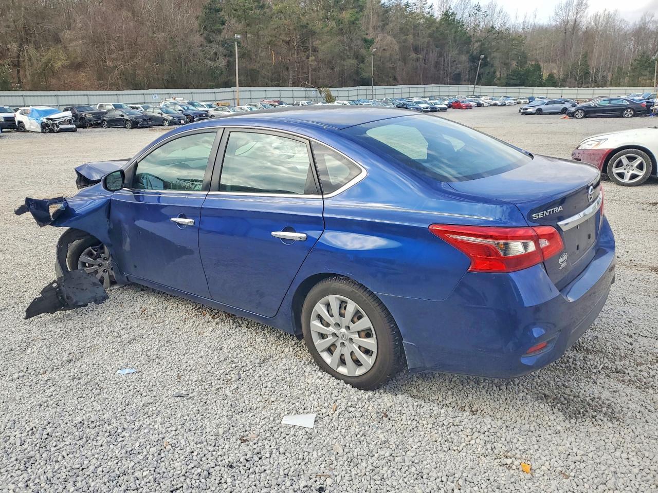 2019 Nissan Sentra S - Фото 2