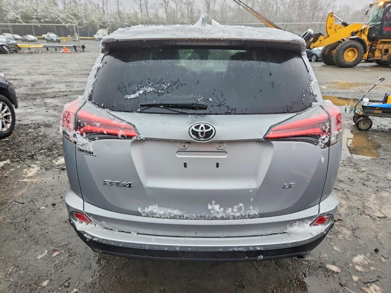 2018 Toyota Rav4 Le - Image 6