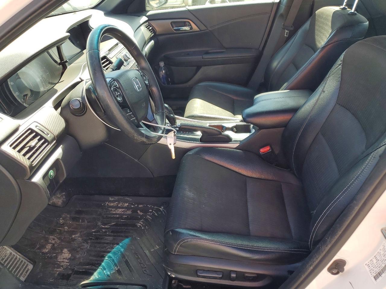 2016 Honda Accord Sport - Image 7