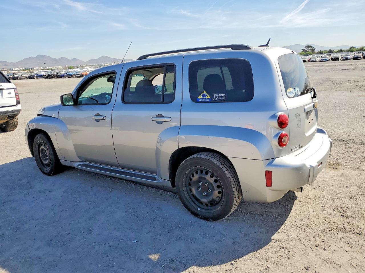 2008 Chevrolet Hhr Ls - Image 2