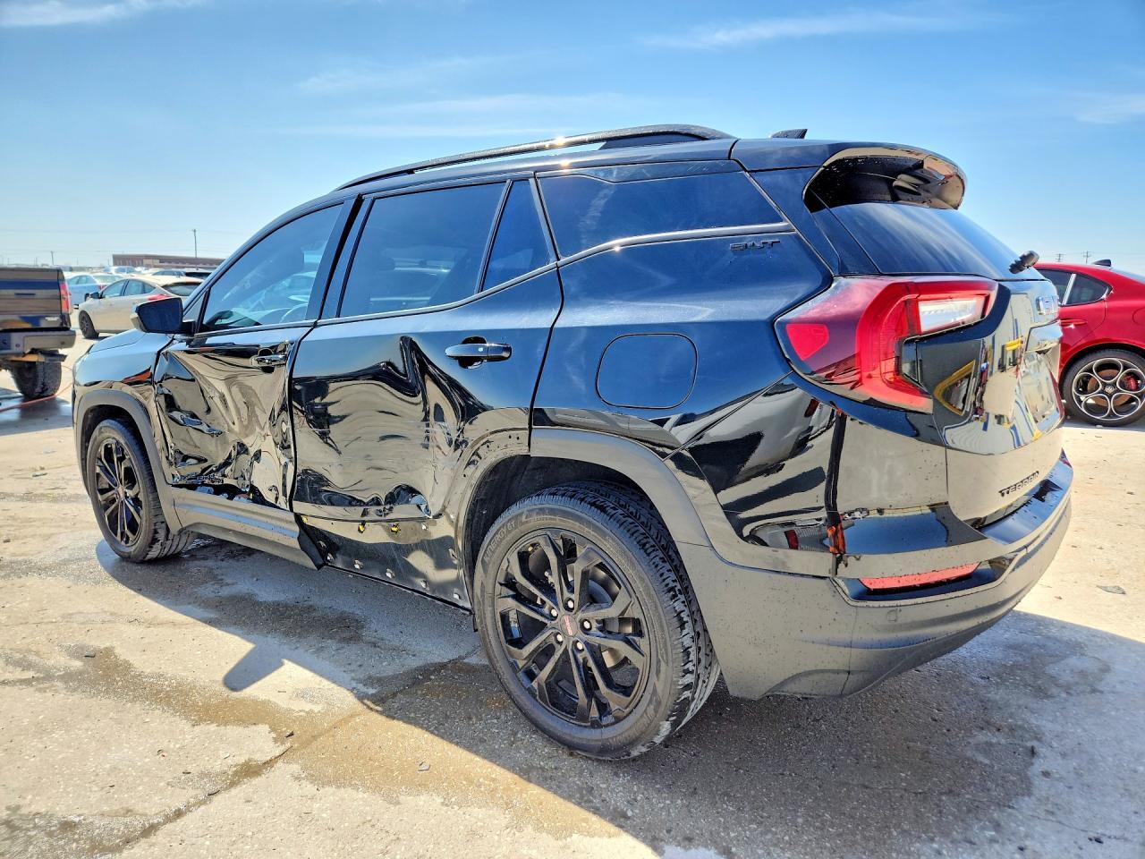 2022 GMC Terrain Slt - Фото 2
