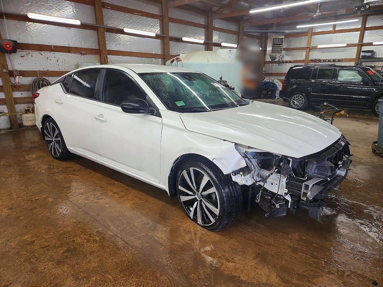 2020 Nissan Altima 2.5 Sr - Фото 4