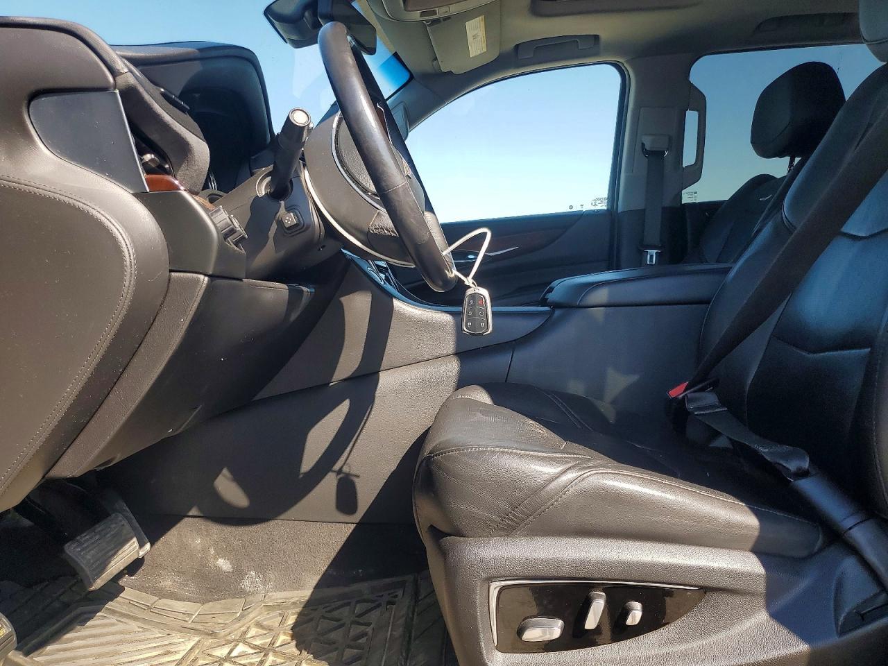 2019 Cadillac Escalade Luxury - Фото 7