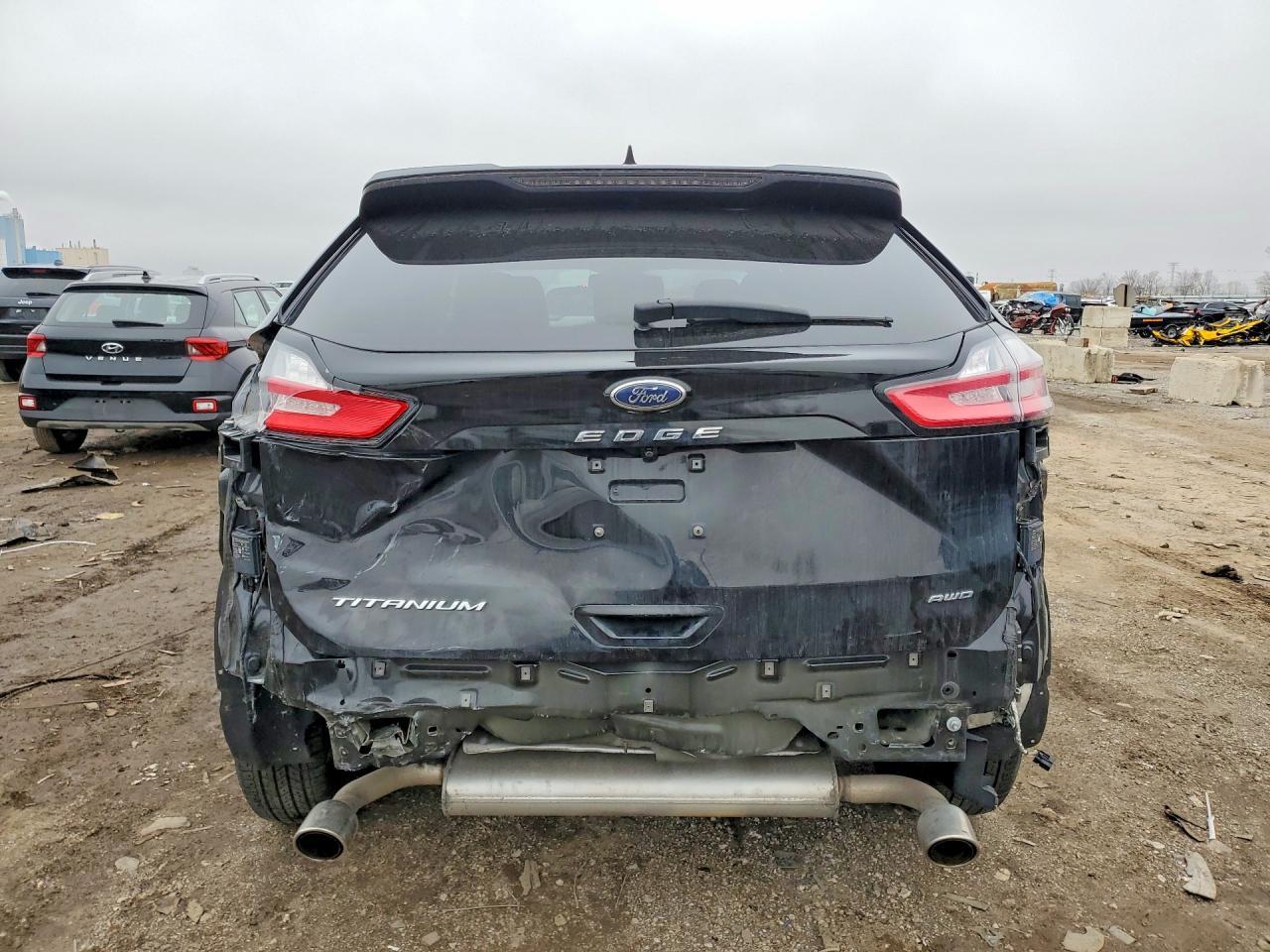 2022 Ford Edge Titanium - Фото 6