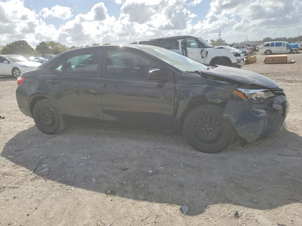 2016 Toyota Corolla Le - Image 4