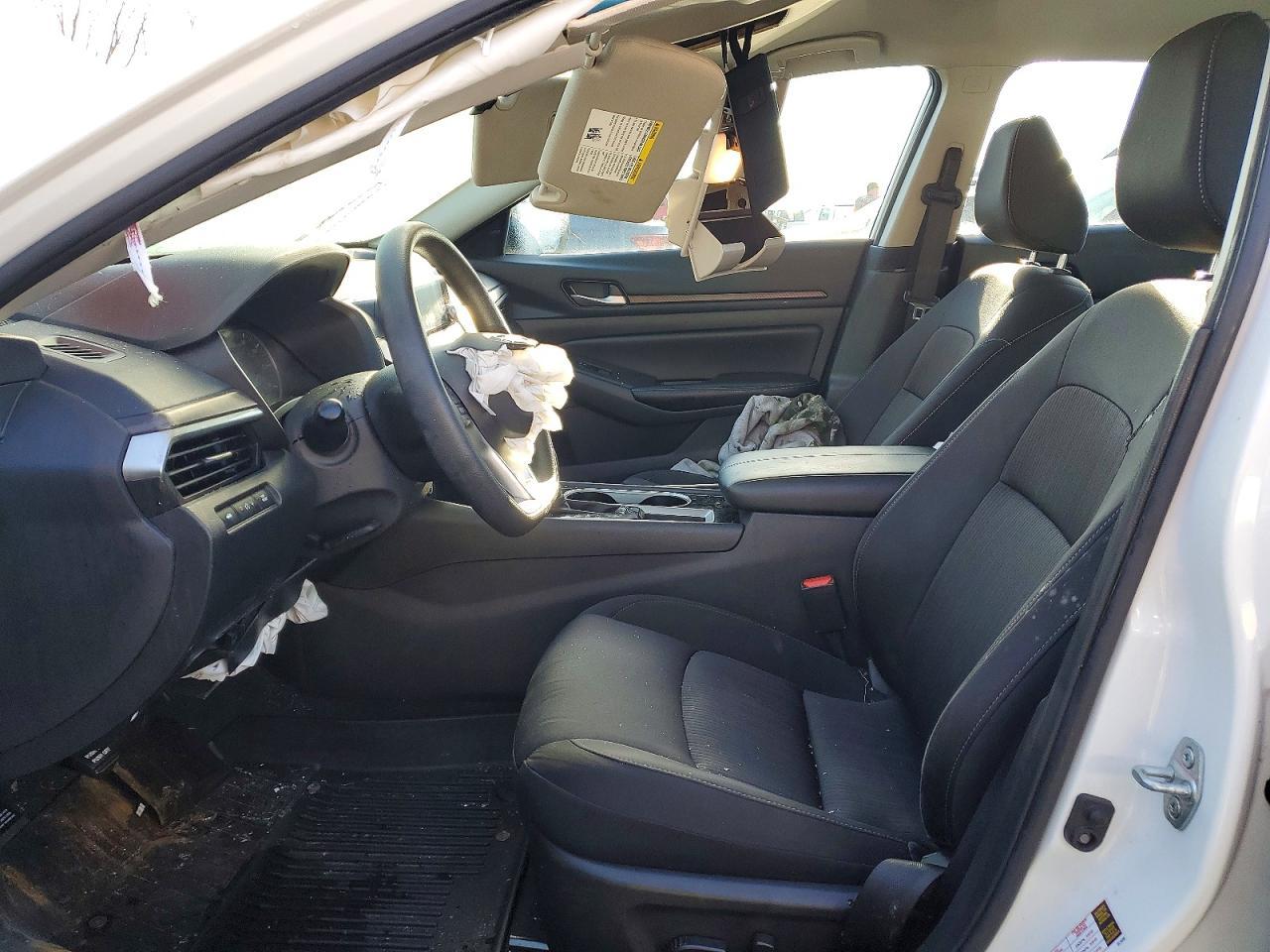 2024 Nissan Altima 2.5 Sv - Image 7