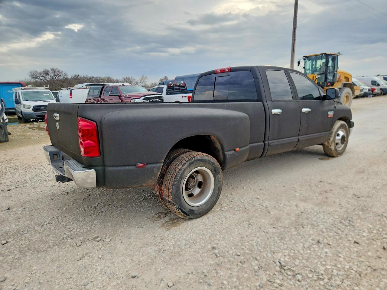 2007 Dodge Ram 3500 St - Фото 3