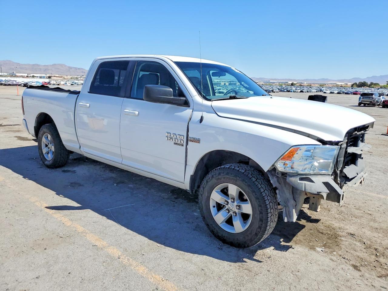 2019 Ram 1500 Classic Slt - Image 4