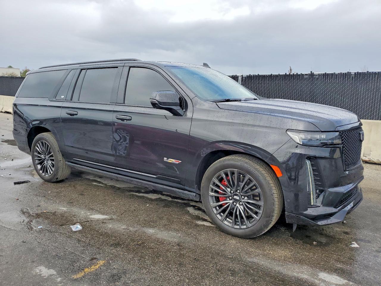 2024 Cadillac Escalade V Esv - Image 4