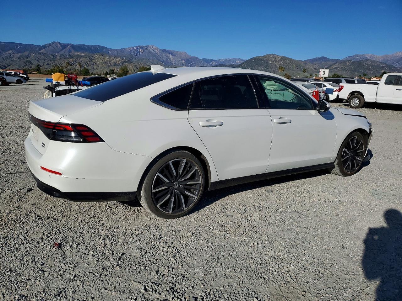 2024 Honda Accord Touring Hybrid - Фото 3