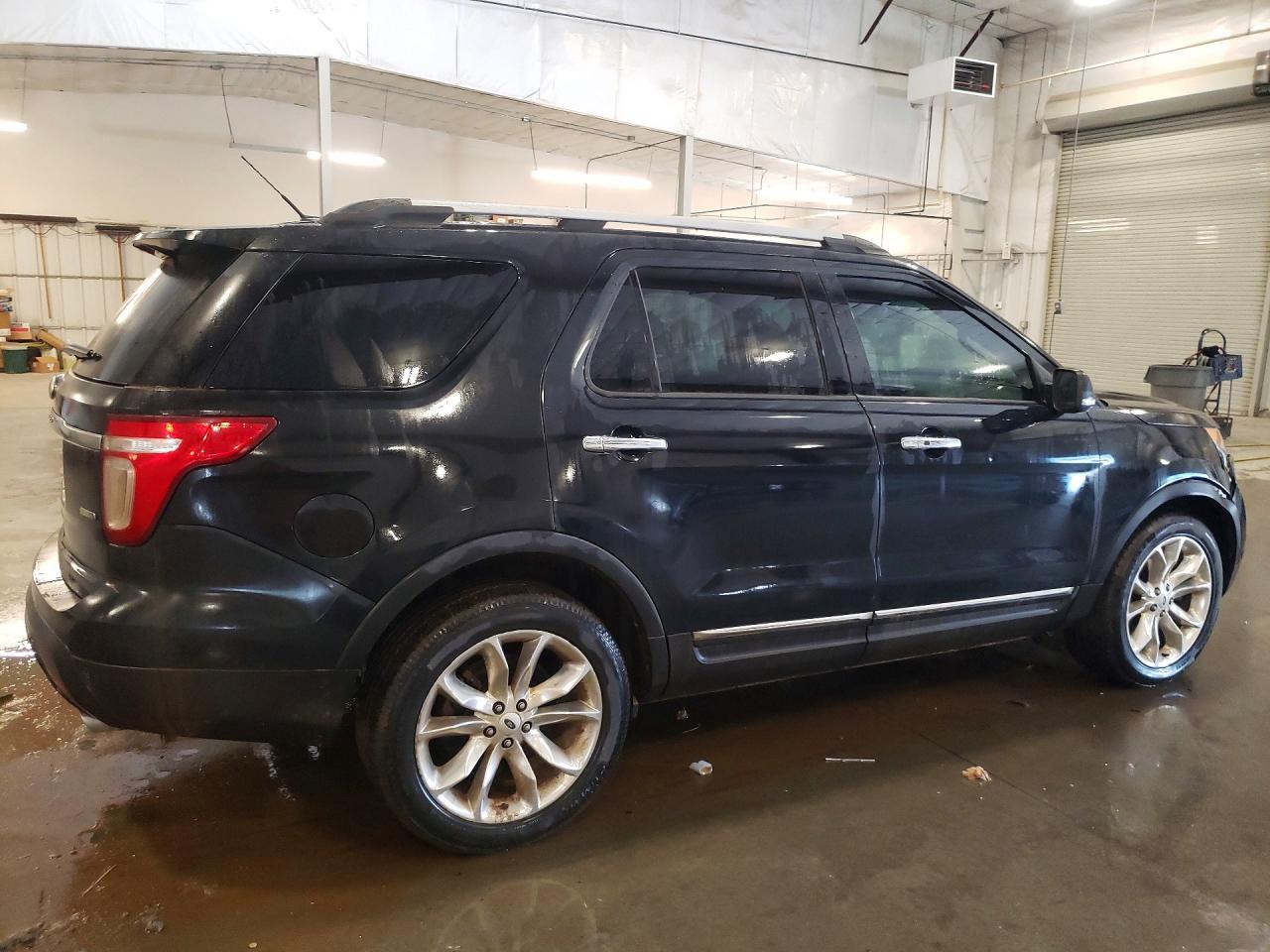 2013 Ford Explorer Limited - Image 3