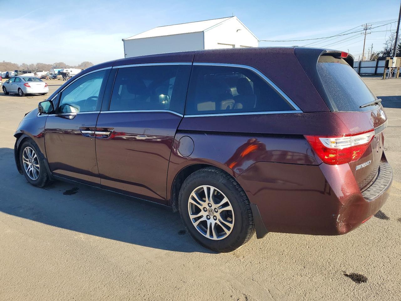 2013 Honda Odyssey Exl - Фото 2
