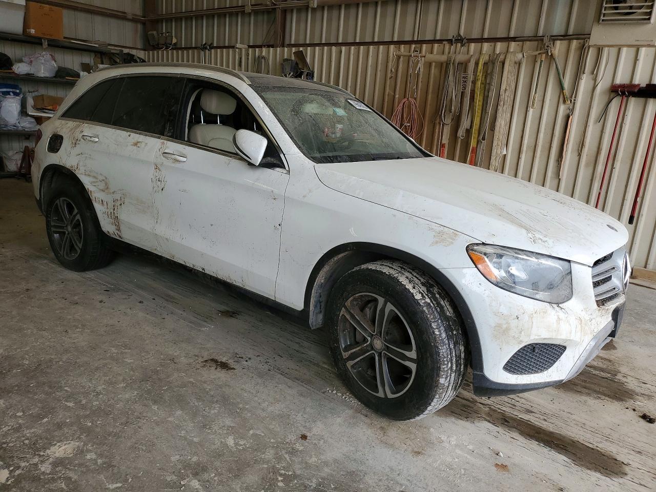 2017 Mercedes-Benz Glc 300 - Фото 4
