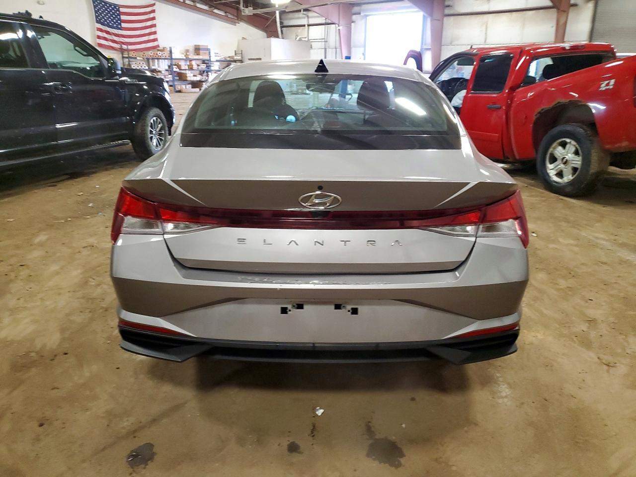 2023 Hyundai Elantra Sel - Image 6