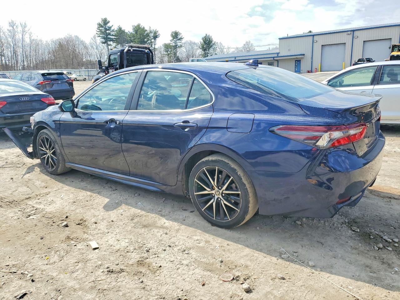 2021 Toyota Camry Se - Image 2
