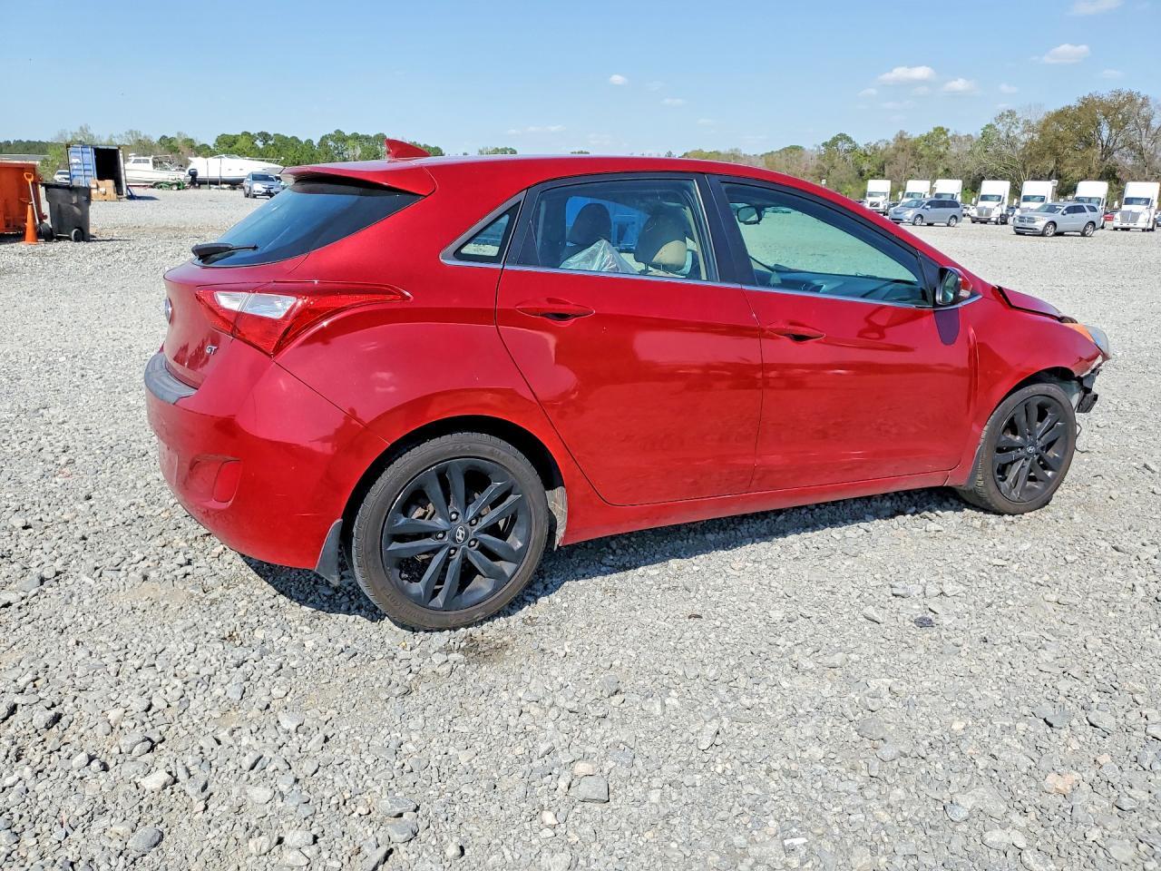 2016 Hyundai Elantra Gt Base - Фото 3