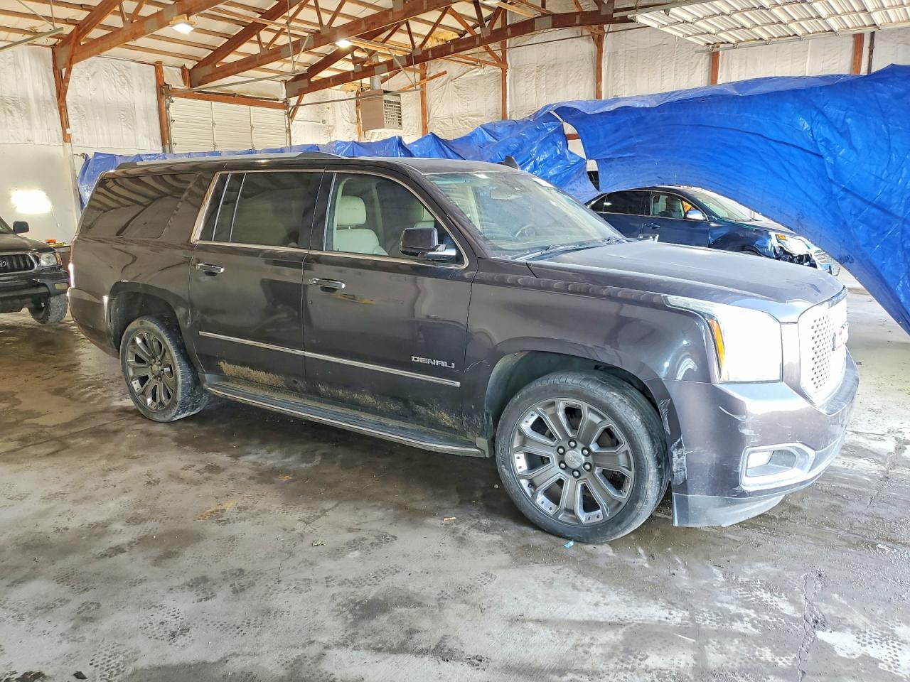 2016 GMC Yukon Xl Denali - Фото 4