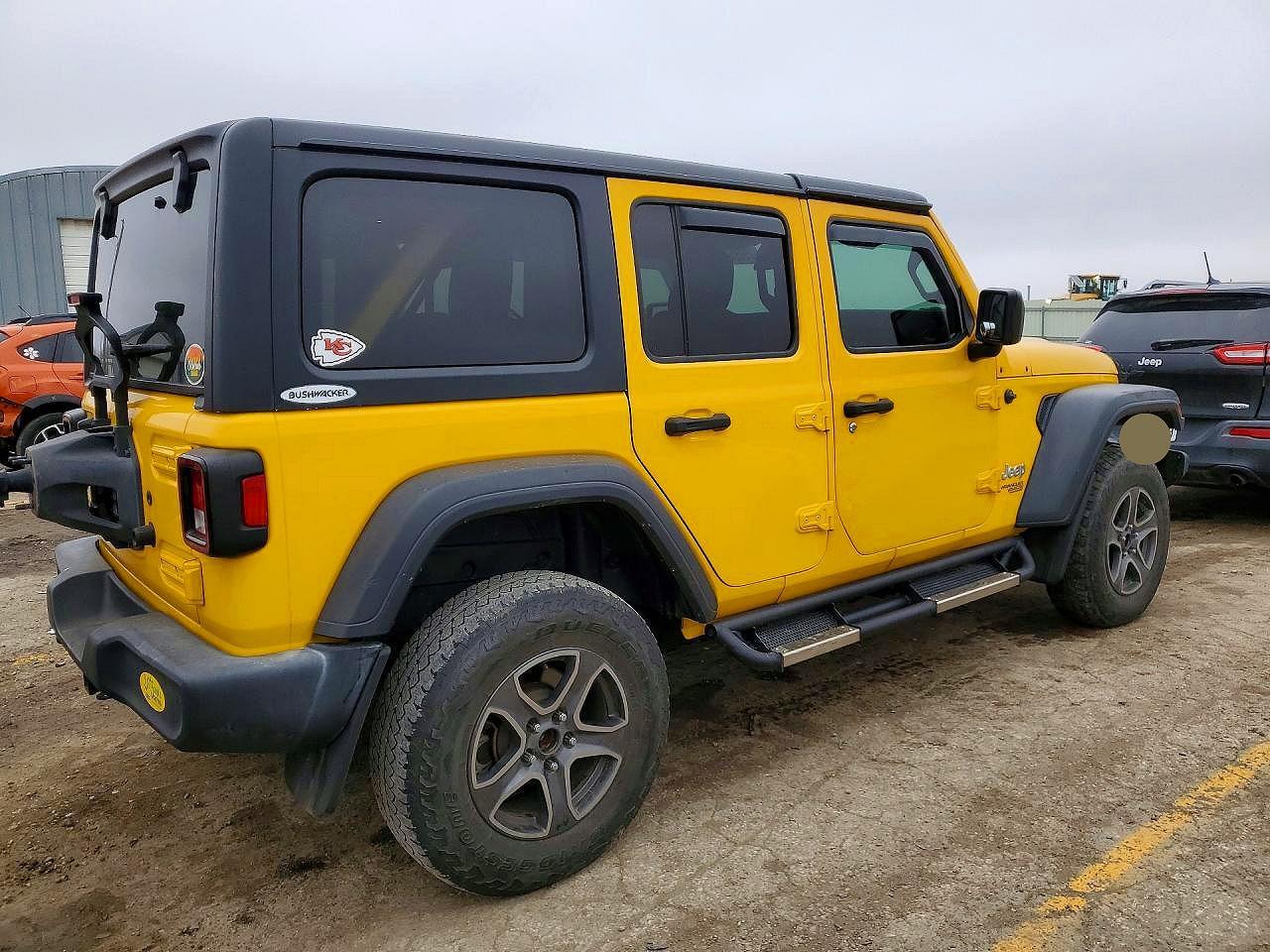 2018 Jeep Wrangler Unlimited Sport - Image 3