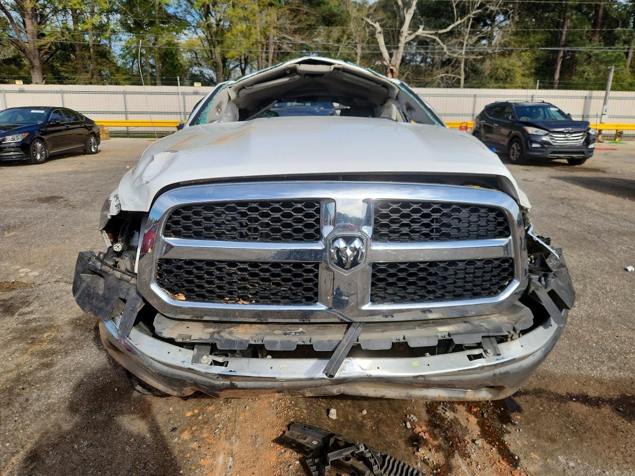 2021 Ram 1500 Classic Slt - Image 5
