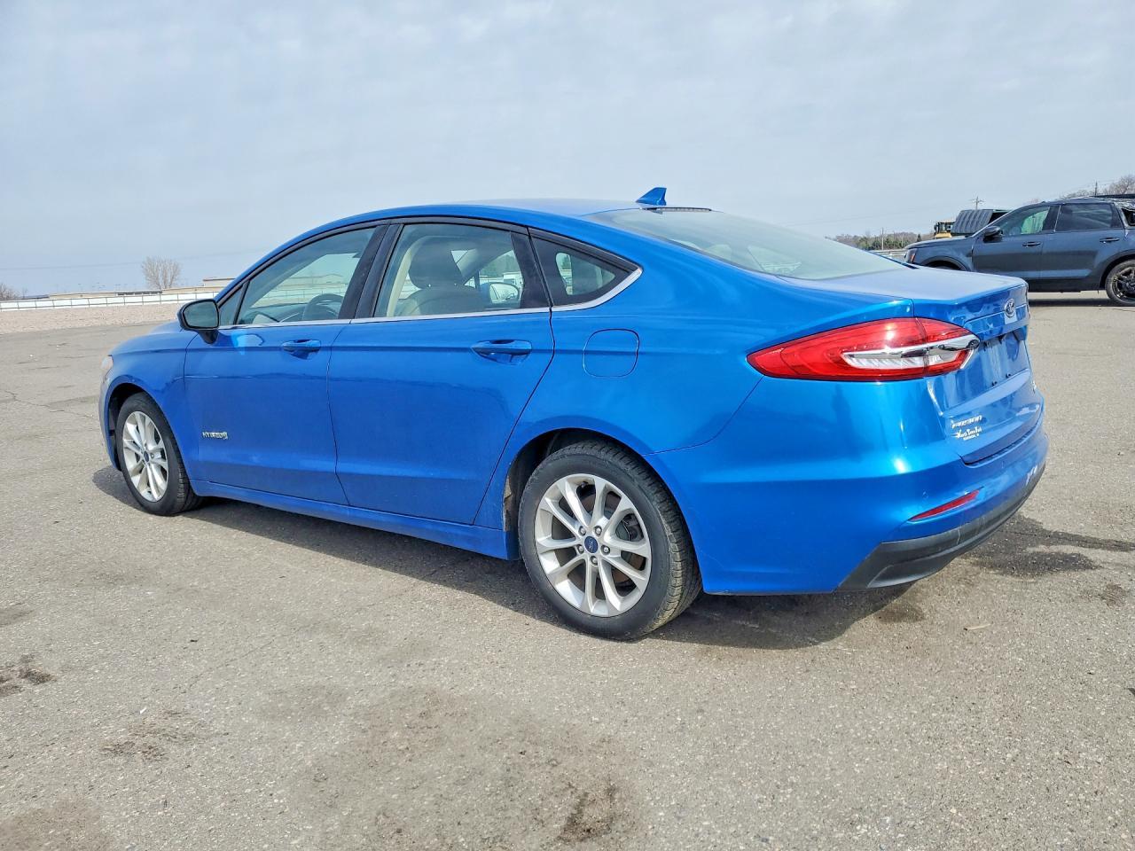 2019 Ford Fusion Se - Фото 2