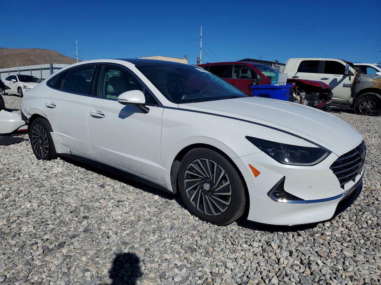 2021 Hyundai Sonata Hybrid Limited - Image 4