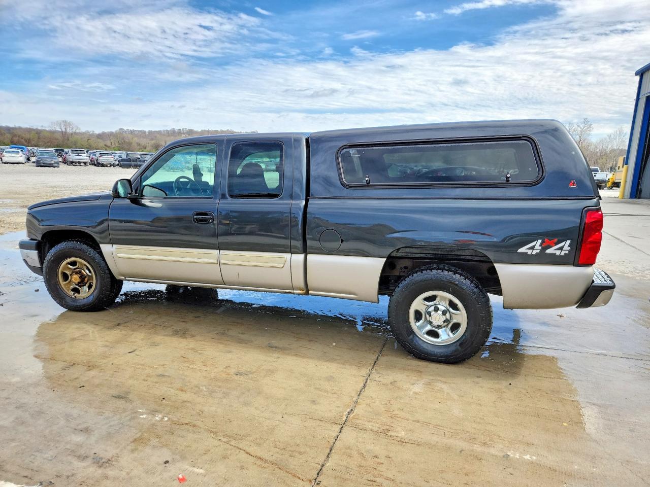 2004 Chevrolet Silverado K1500 - Фото 2