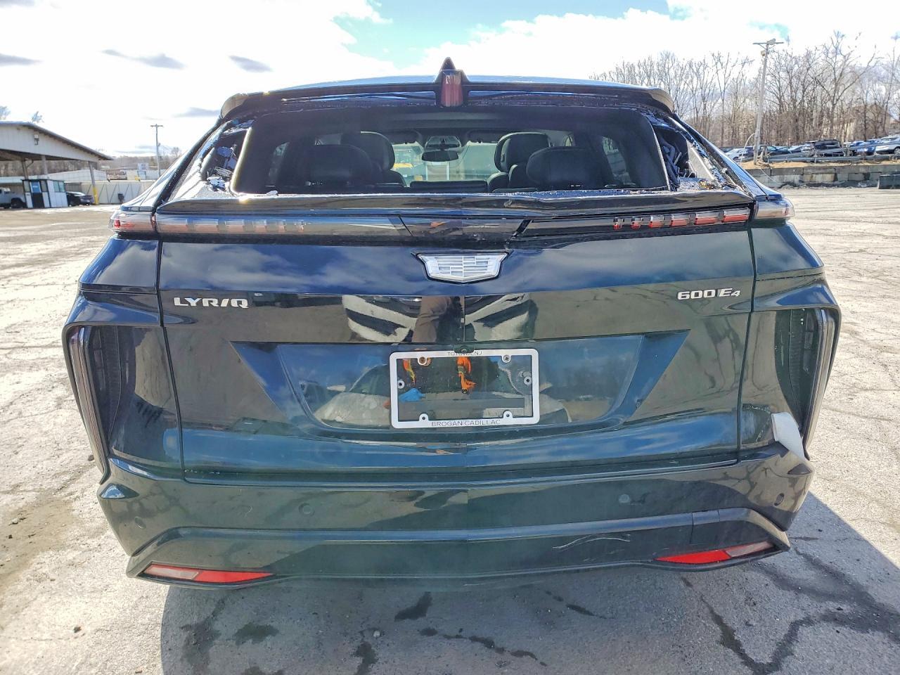 2025 Cadillac Lyriq Sport - Image 6