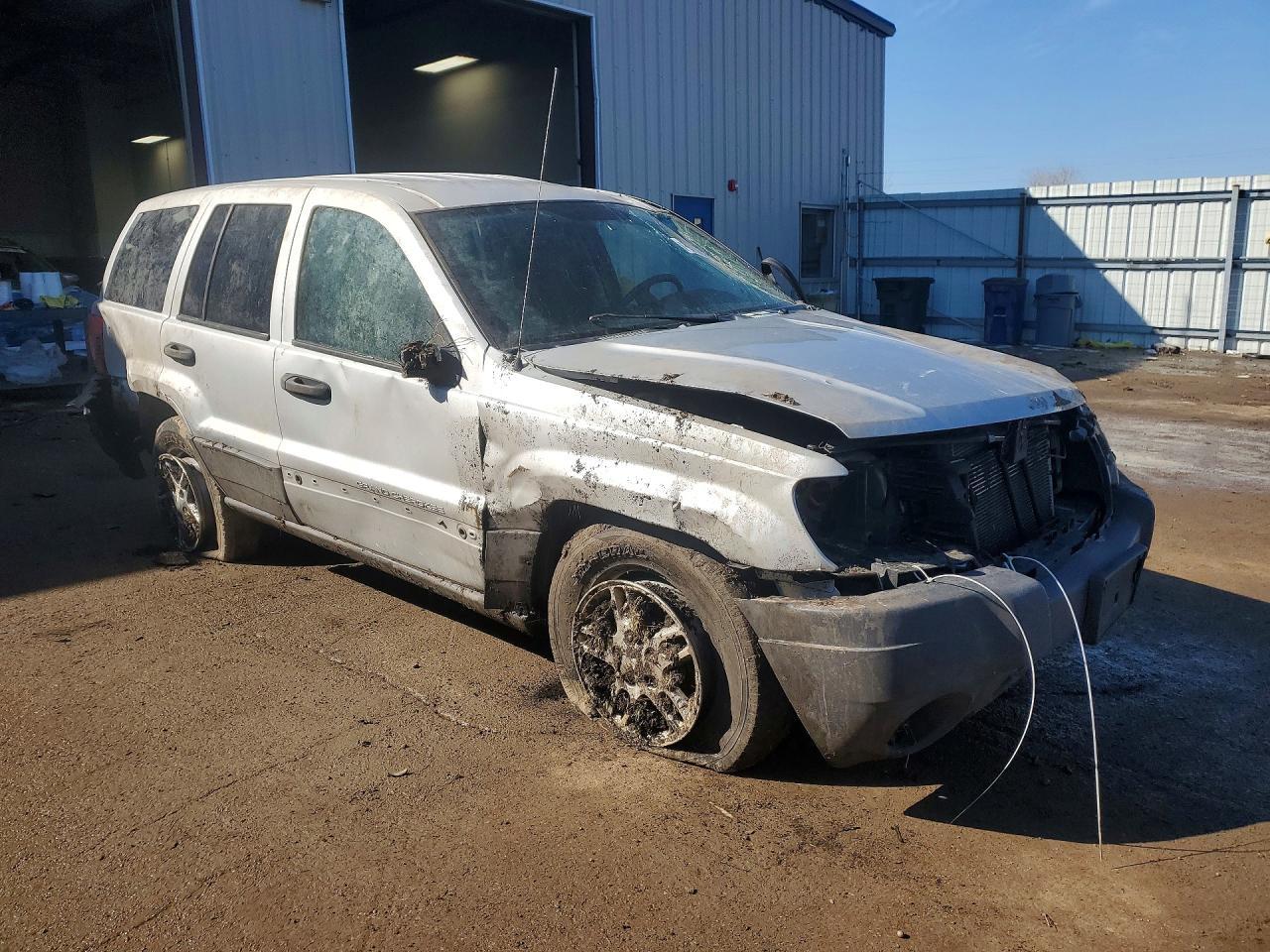 2004 Jeep Grand Cherokee Laredo - Image 4