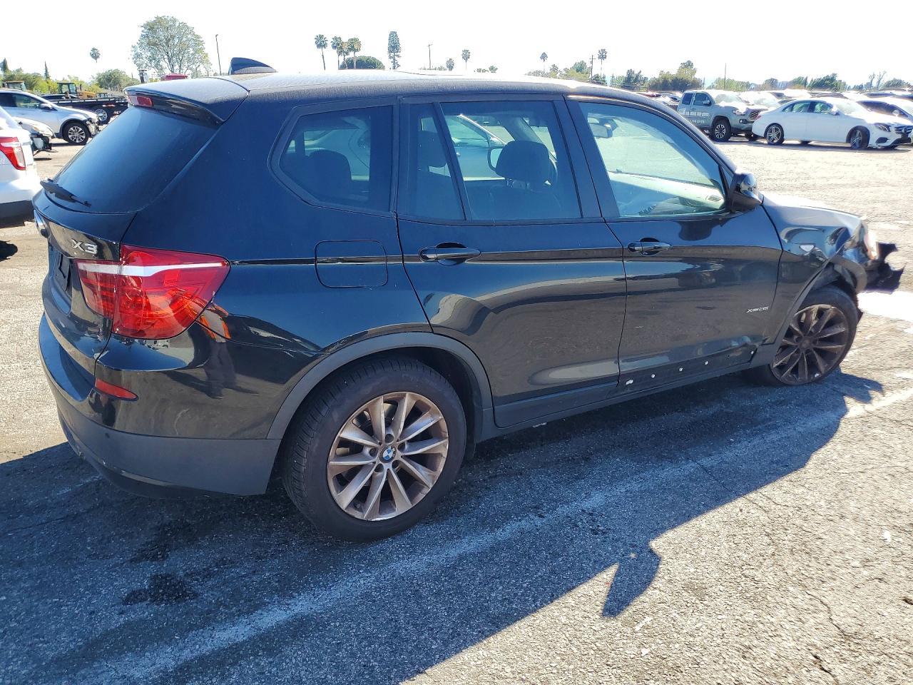 2013 BMW X3 xDrive28I - Image 3
