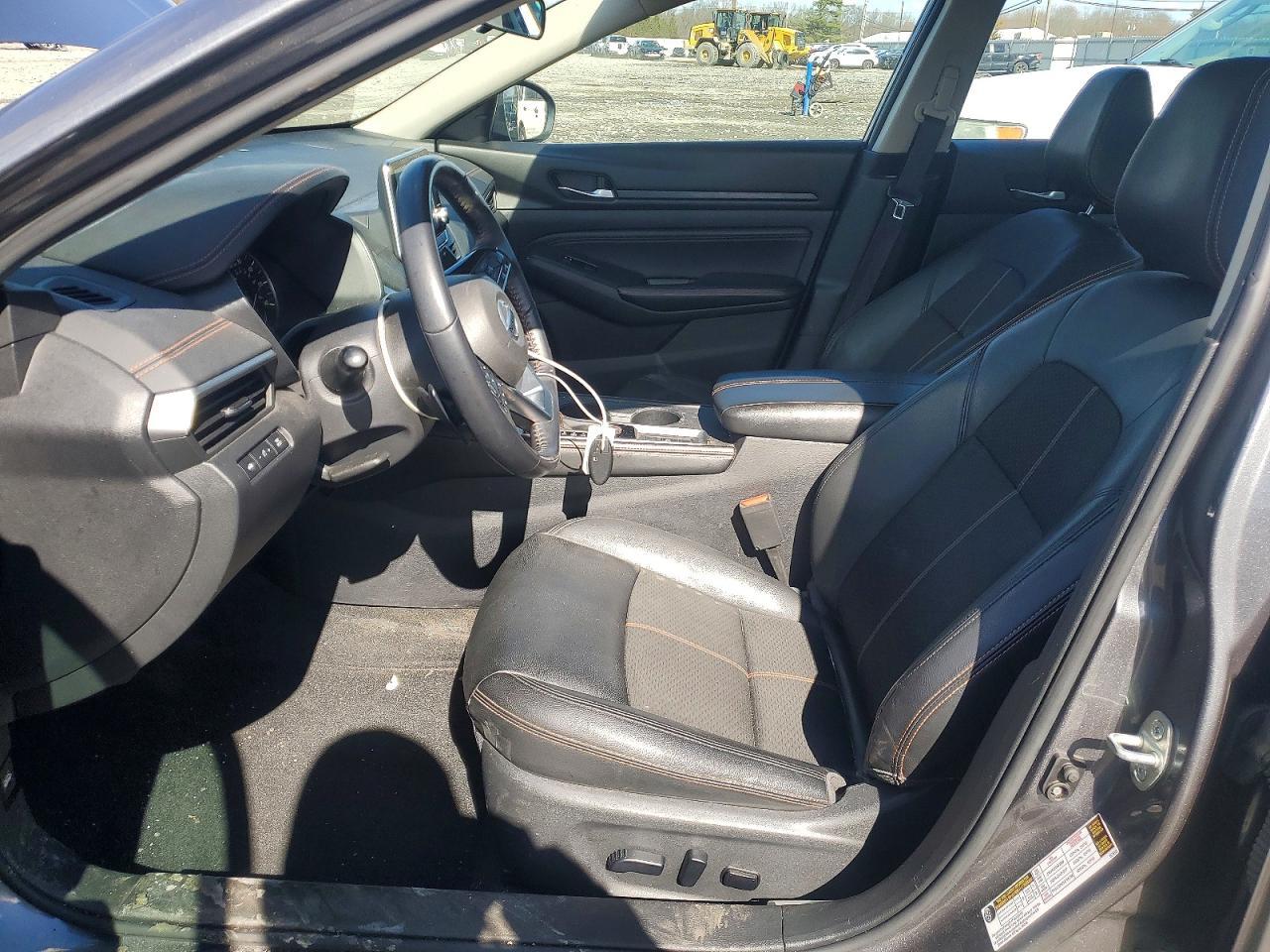 2020 Nissan Altima 2.5 Sr - Image 7