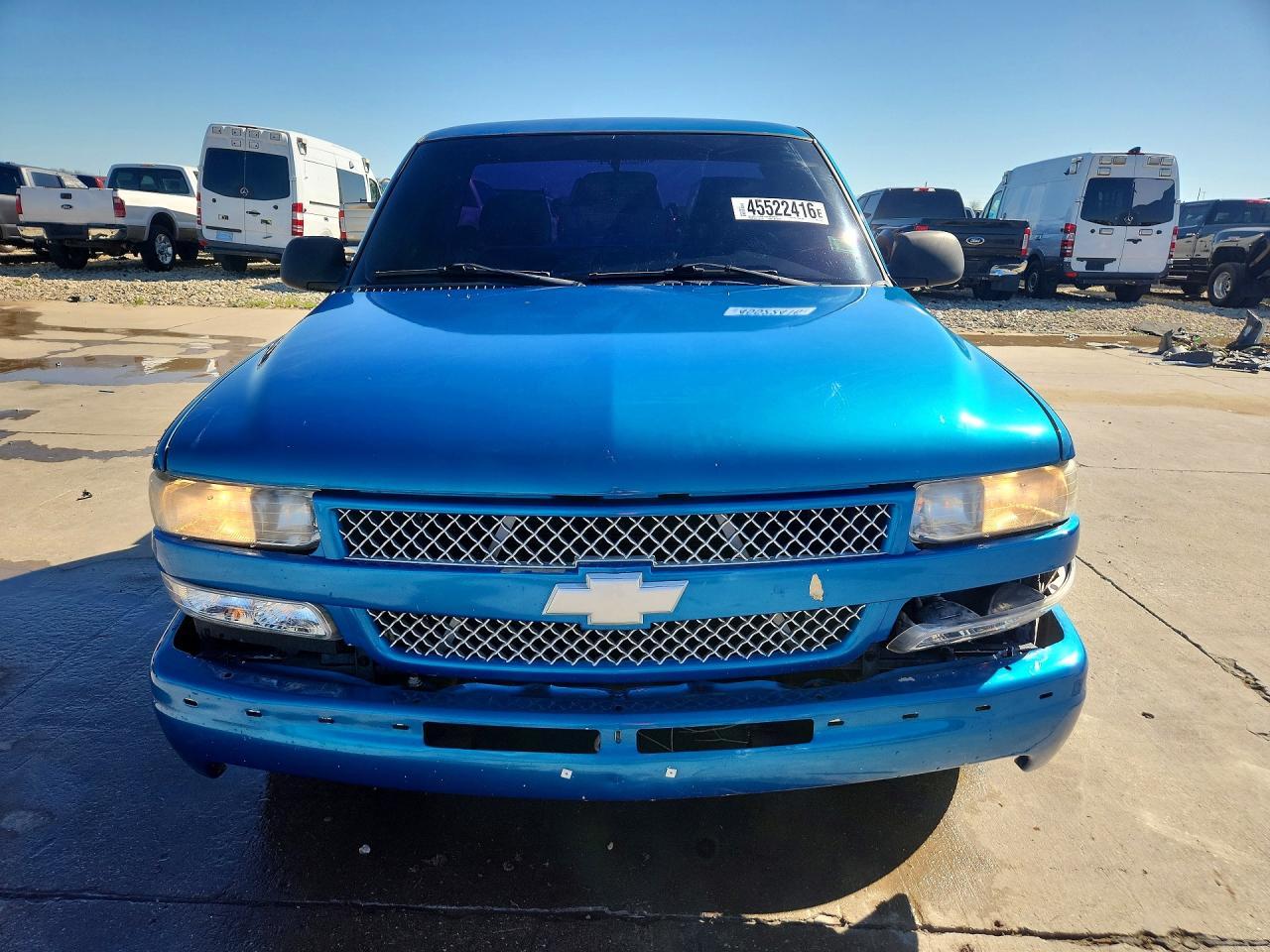 2000 Chevrolet Silverado C1500 - Image 5