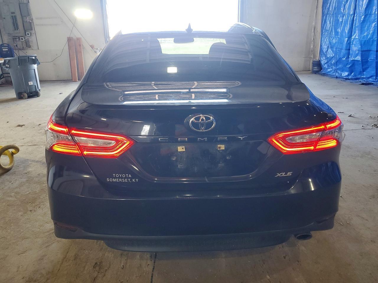 2018 Toyota Camry Xle - Фото 6