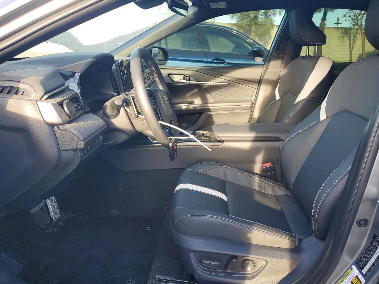 2026 Toyota Camry Se - Фото 7