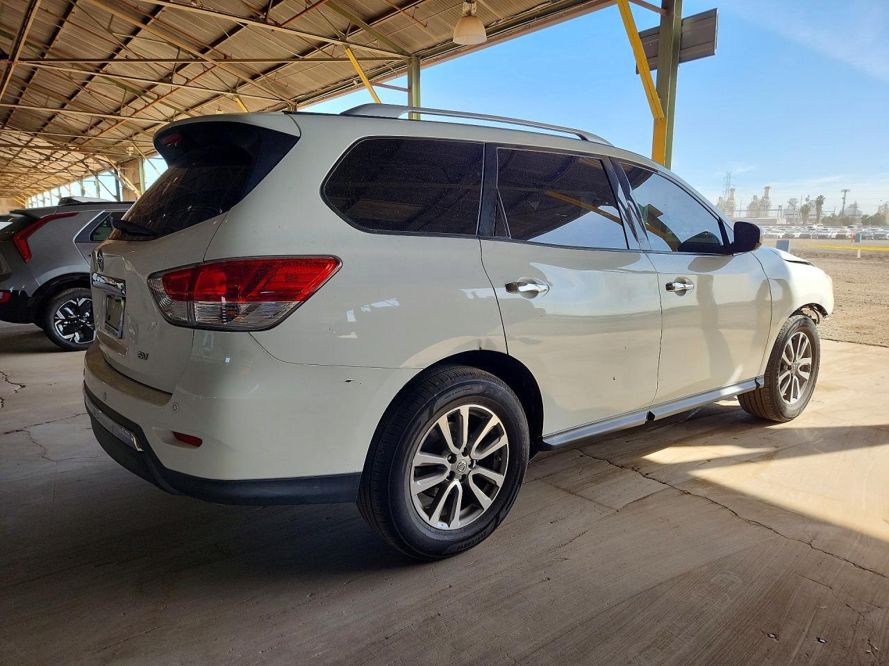 2016 Nissan Pathfinder Sv - Фото 3
